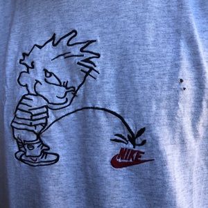 VINTAGE Nike X Peeing Calvin T-Shirt AUTHENTIC